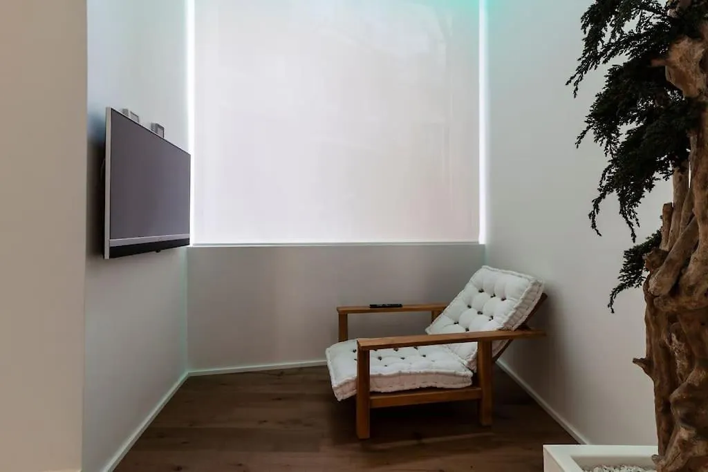 Apartment Un Lusso Ineguagliabile Nel Cuore Di Napoli Italy
